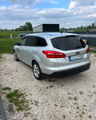 Ford Focus cena 33000 przebieg: 233788, rok produkcji 2015 z Połaniec małe 46